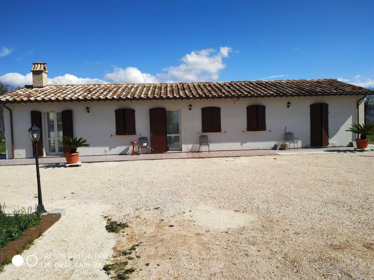Agriturismo " Le Serre" Spello Ngoại thất bức ảnh