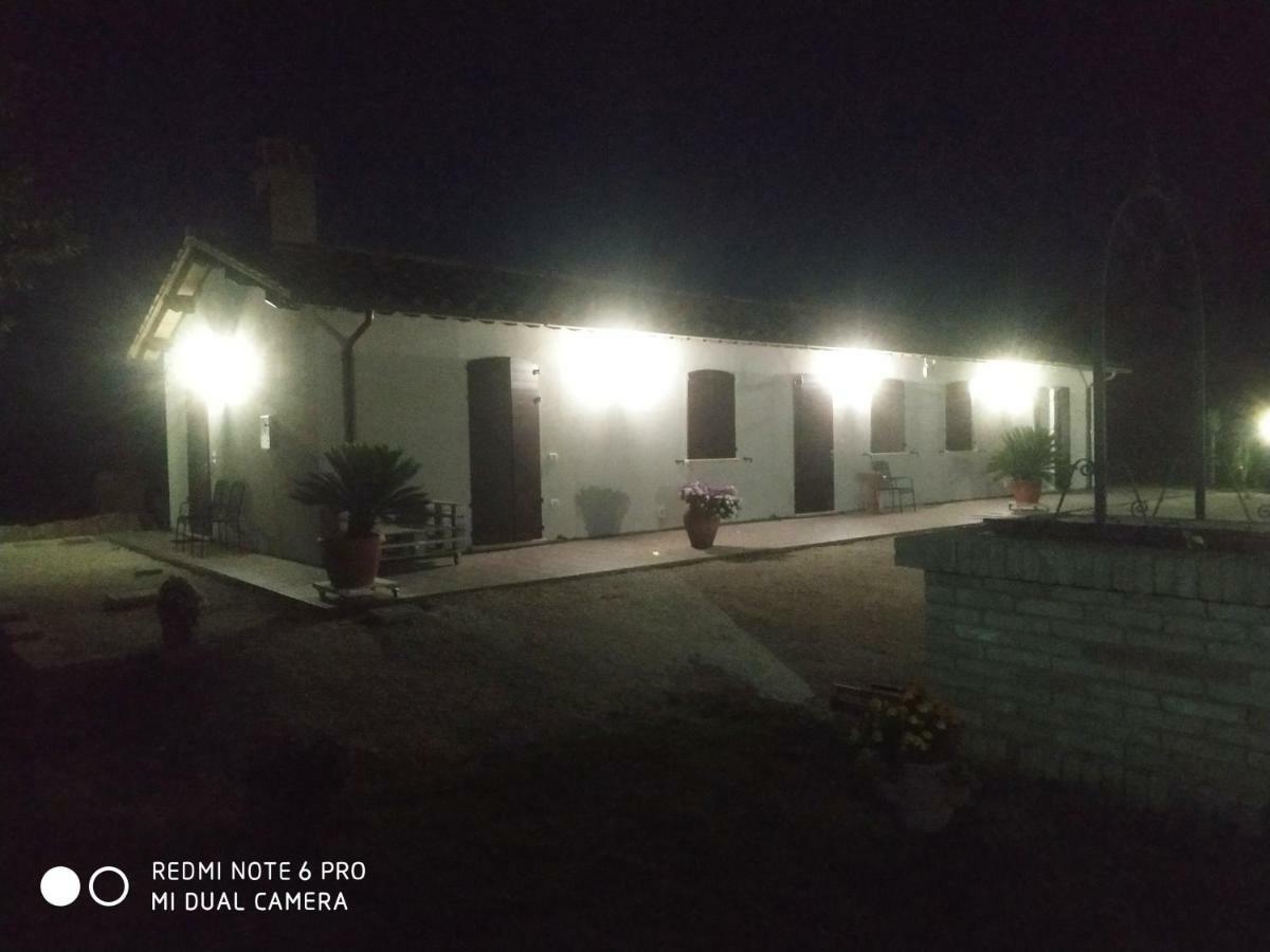 Agriturismo " Le Serre" Spello Ngoại thất bức ảnh